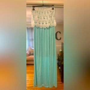 Boutique Maxi Dress. Women’s Small.